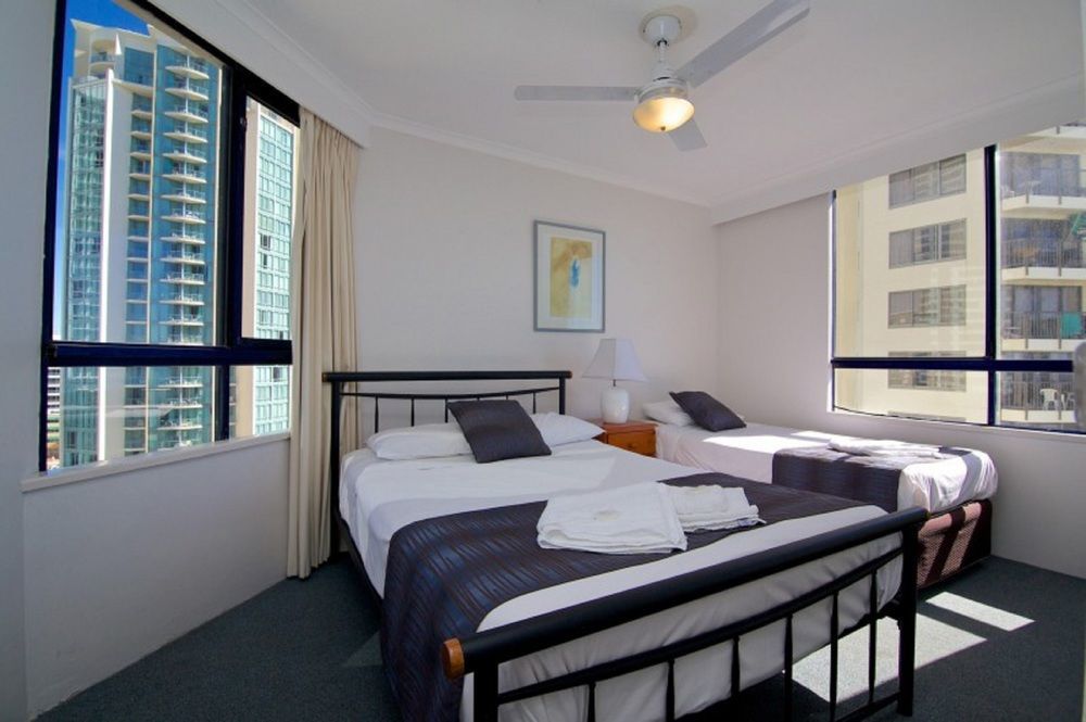 Aparthotel Surf Regency Gold Coast Esterno foto