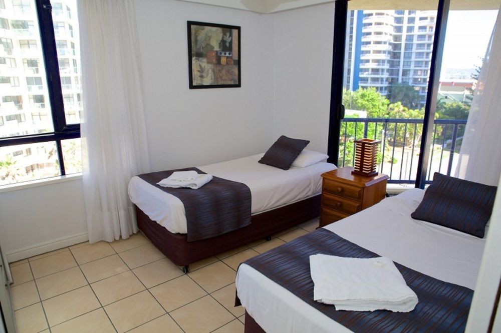 Aparthotel Surf Regency Gold Coast Esterno foto