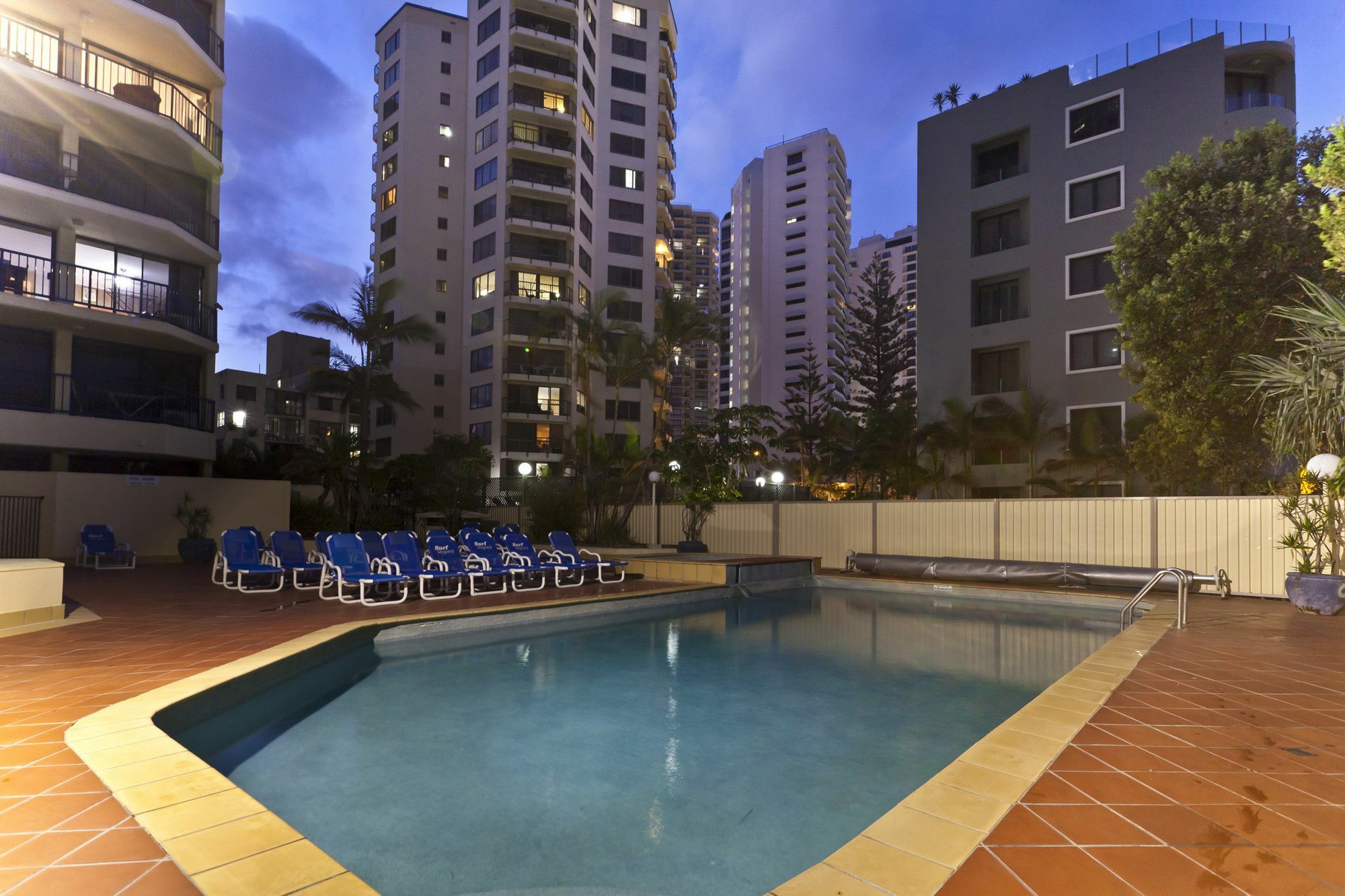 Aparthotel Surf Regency Gold Coast Esterno foto