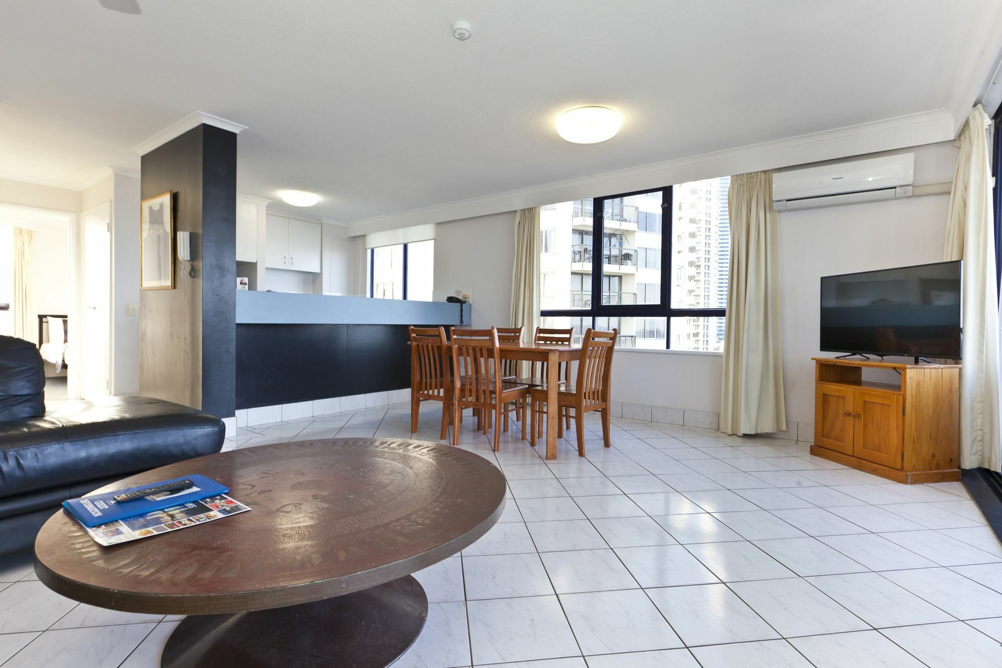 Aparthotel Surf Regency Gold Coast Esterno foto
