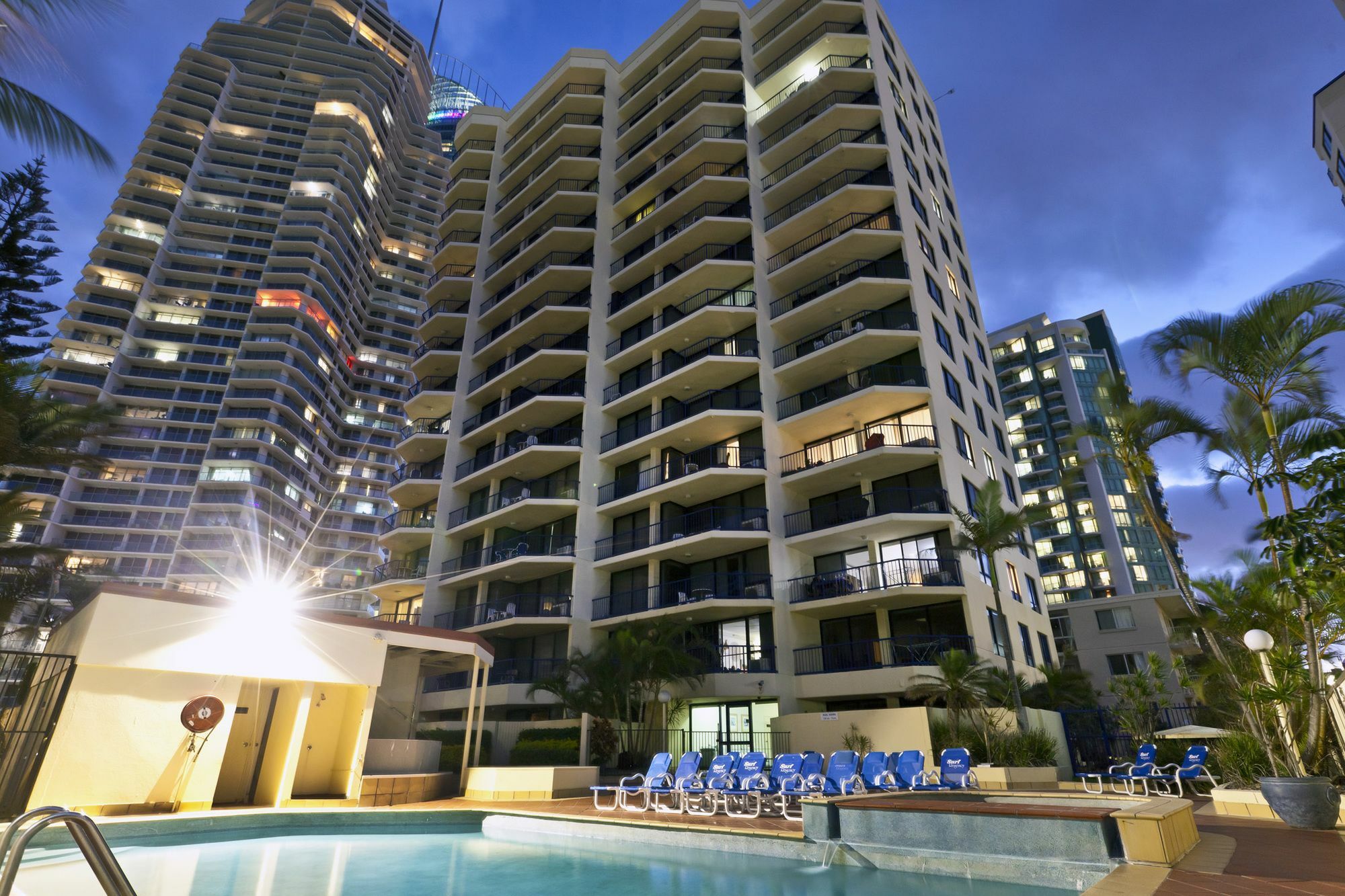 Aparthotel Surf Regency Gold Coast Esterno foto